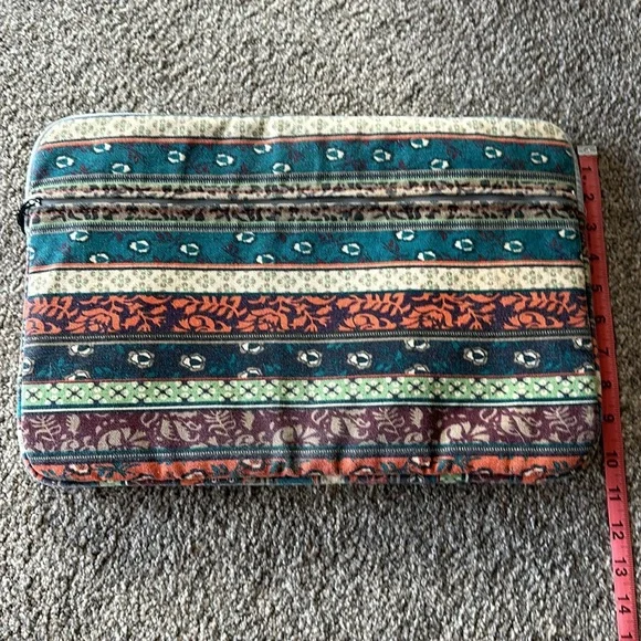 Computer case - Picture 2 of 4